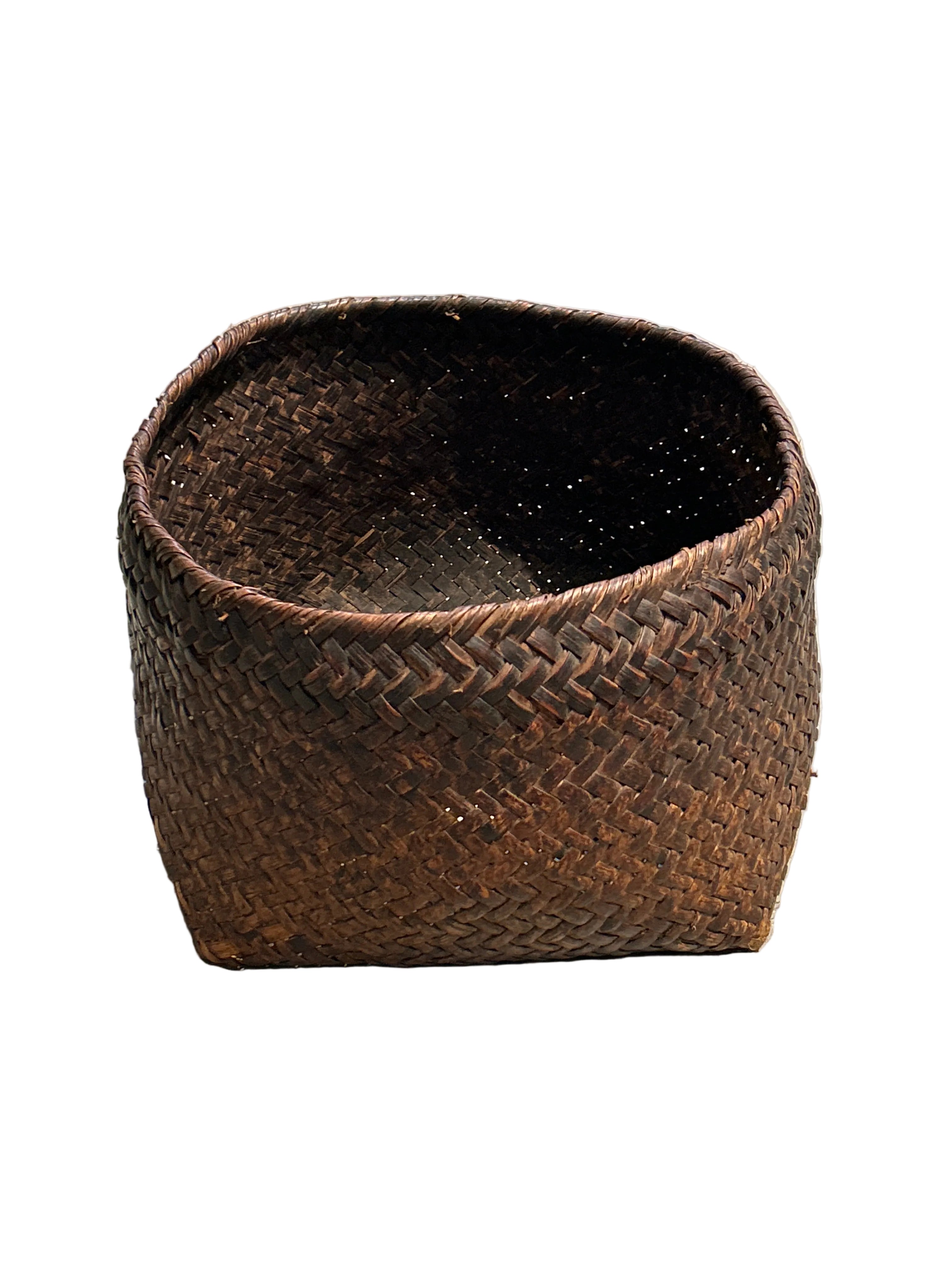 ANTIQUE GRANARY BASKET.