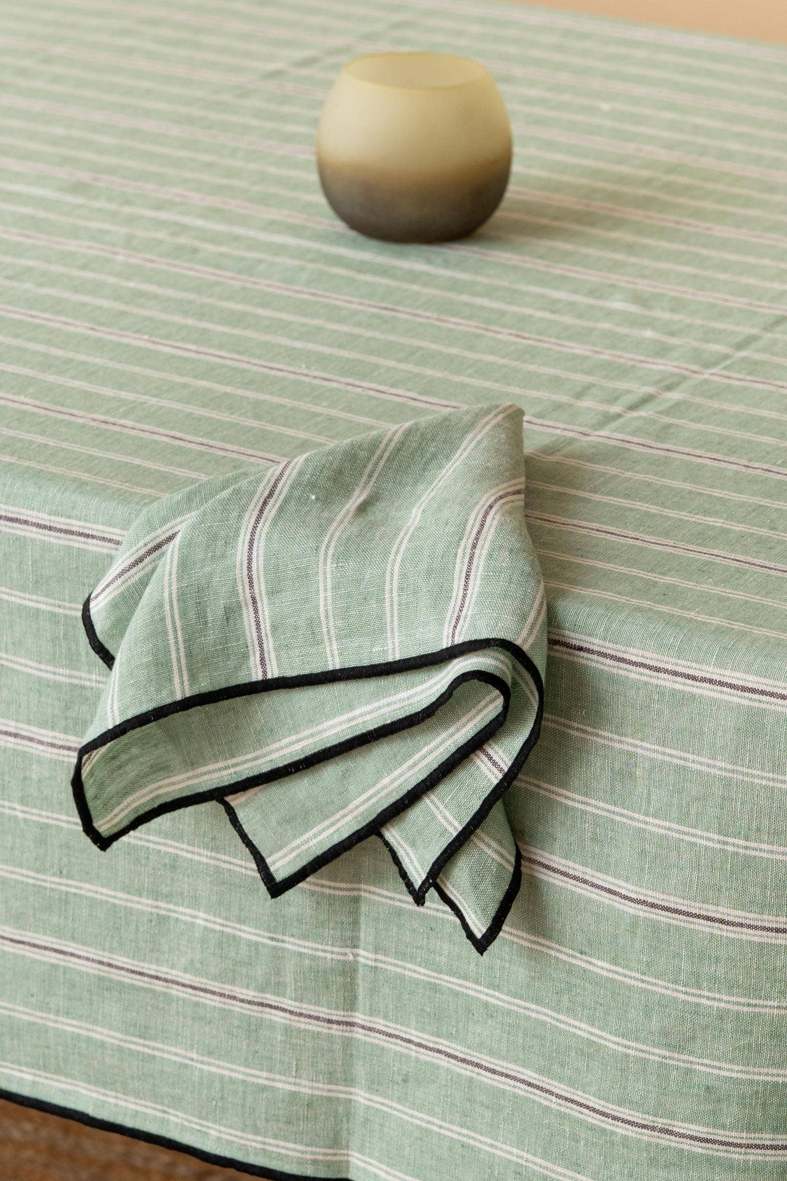 Althea Linen Napkin –  Althea Green / Set of 2 - 10"x10"