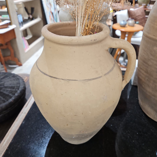 One handle pot