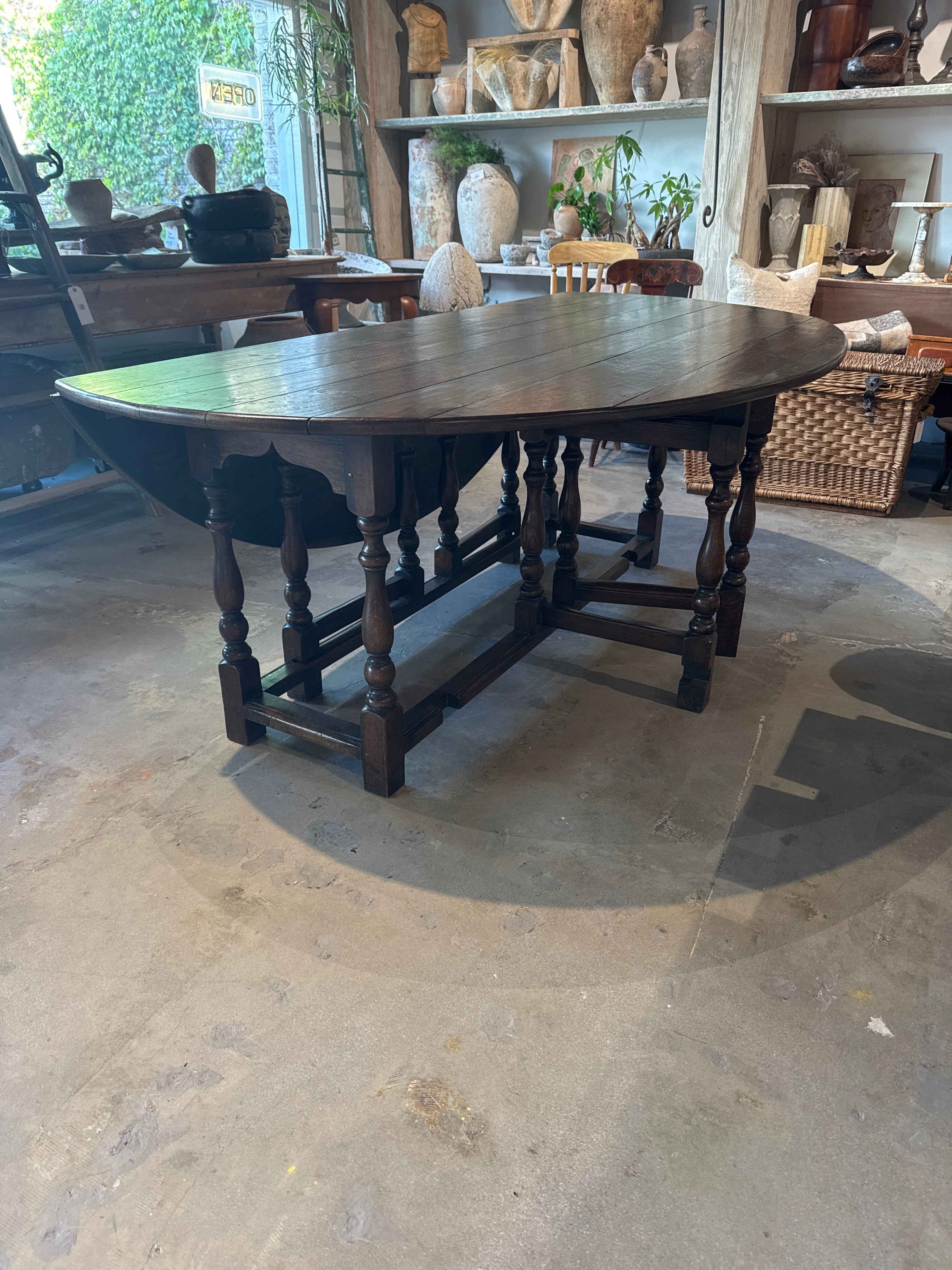 18th Century English Gate Leg Dining Table