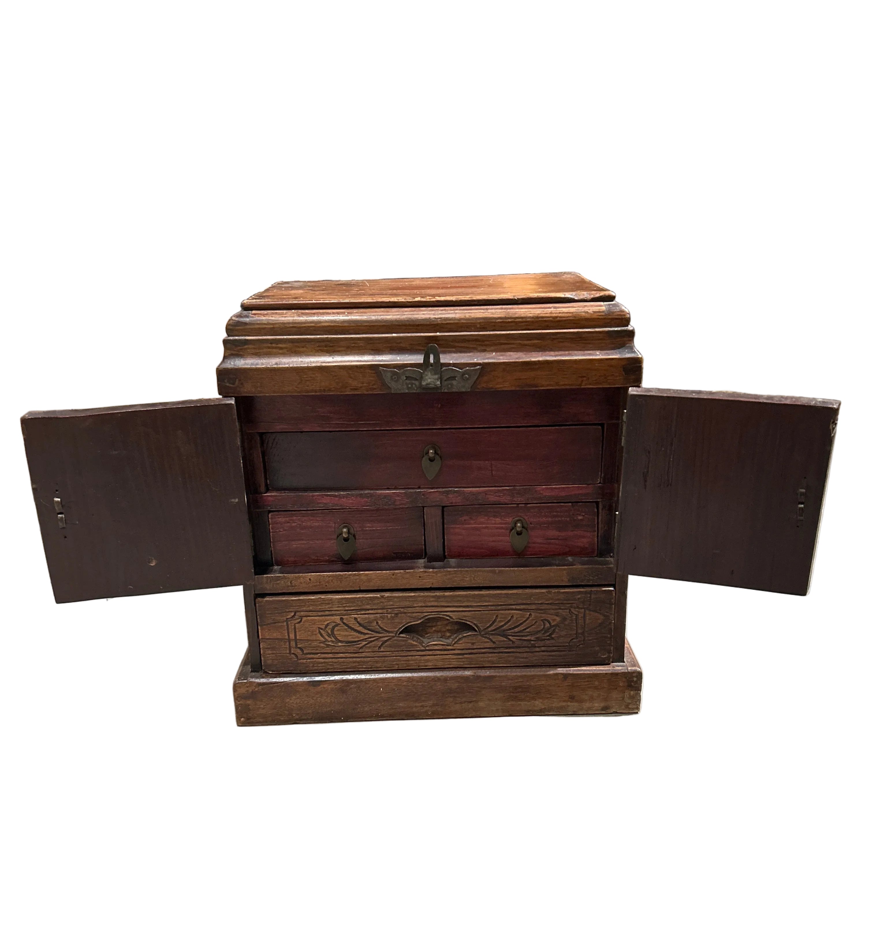 Vintage hand painted Chinese jewelry box