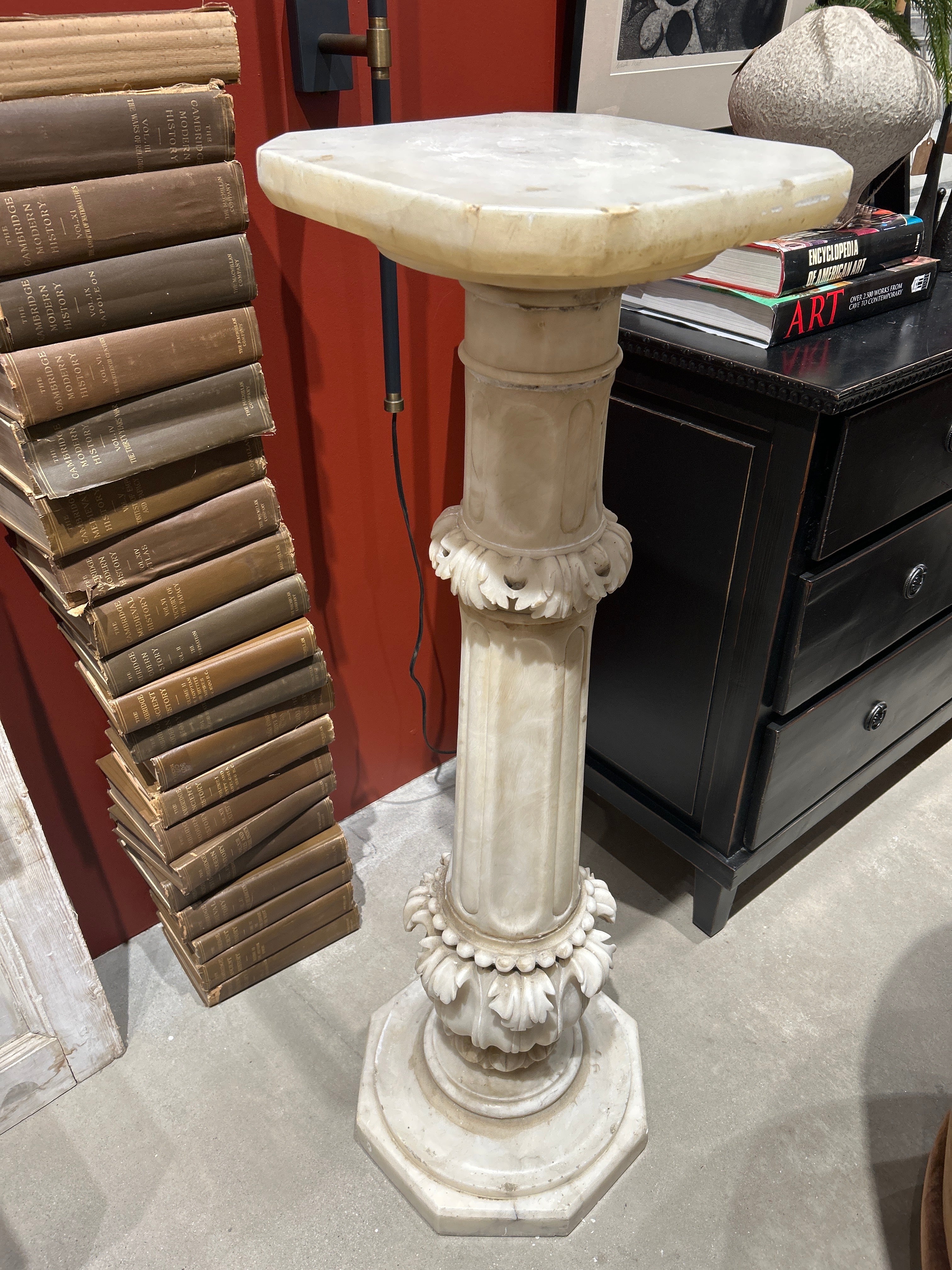KM Marble pedestal