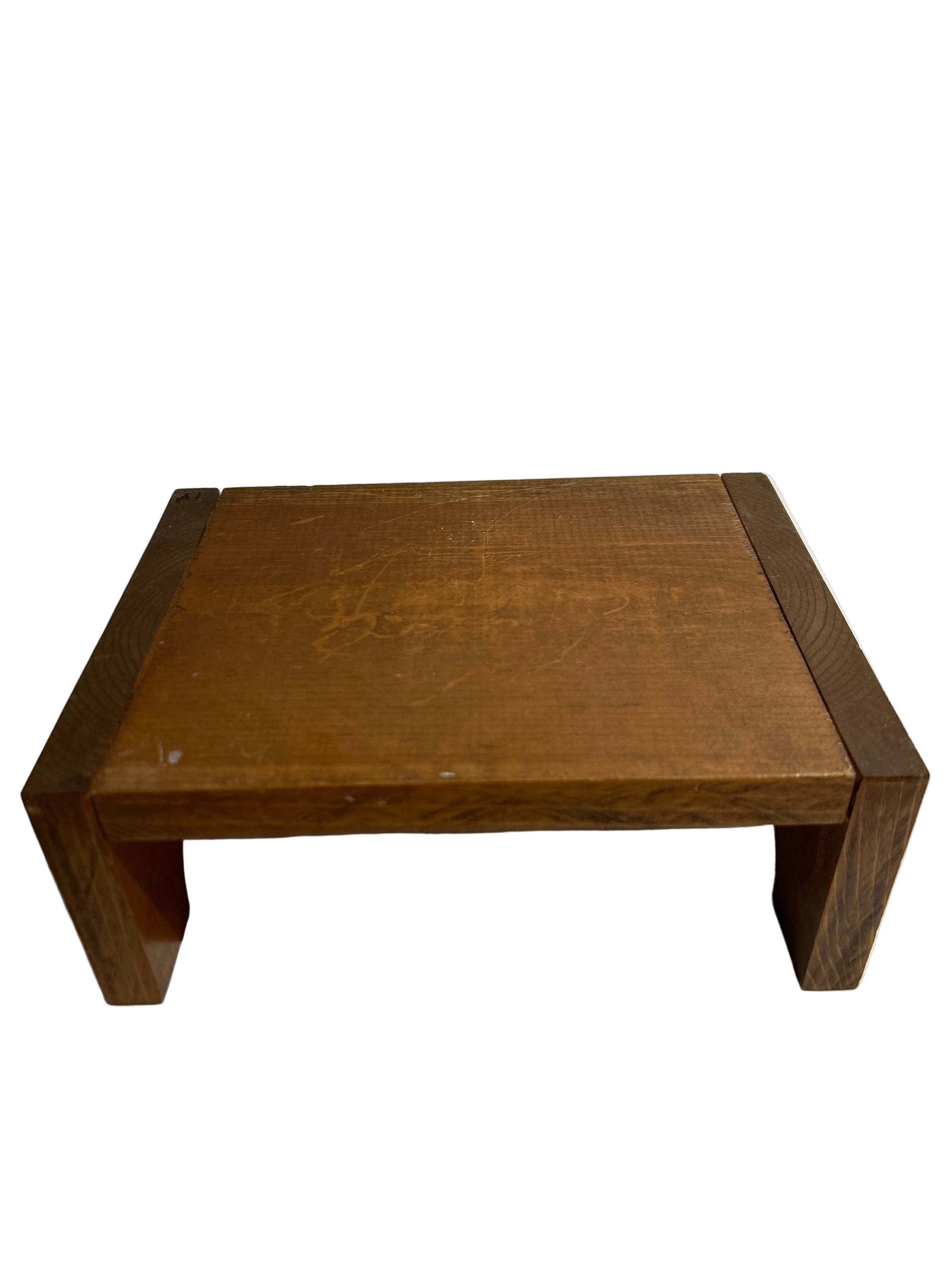 Wood Riser