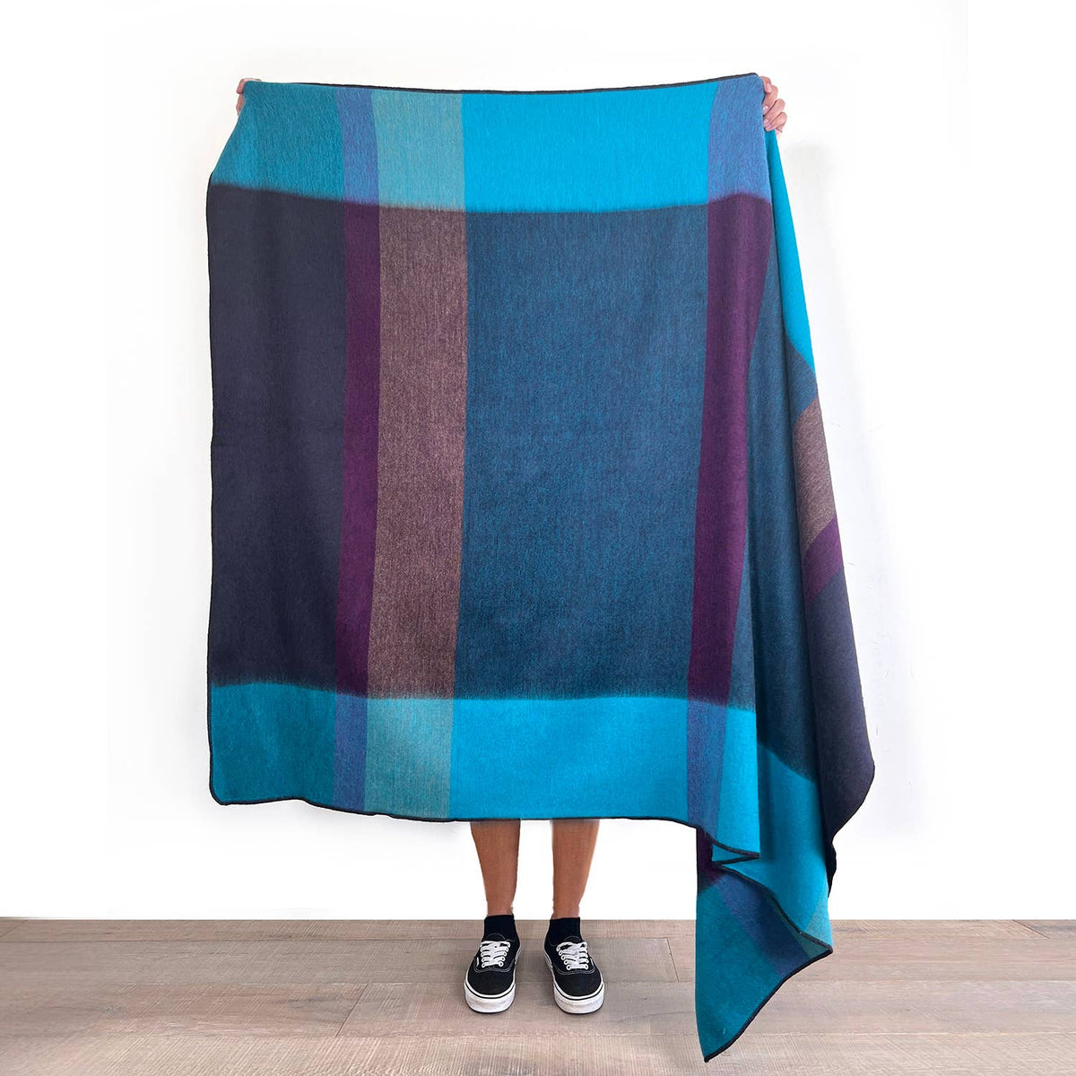 Alpaca Throw Blanket - Nightfall: Blanket     (70x90)