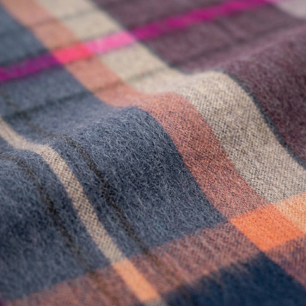 Alpaca Throw Blanket - Bordeaux: Throw     (45x70)