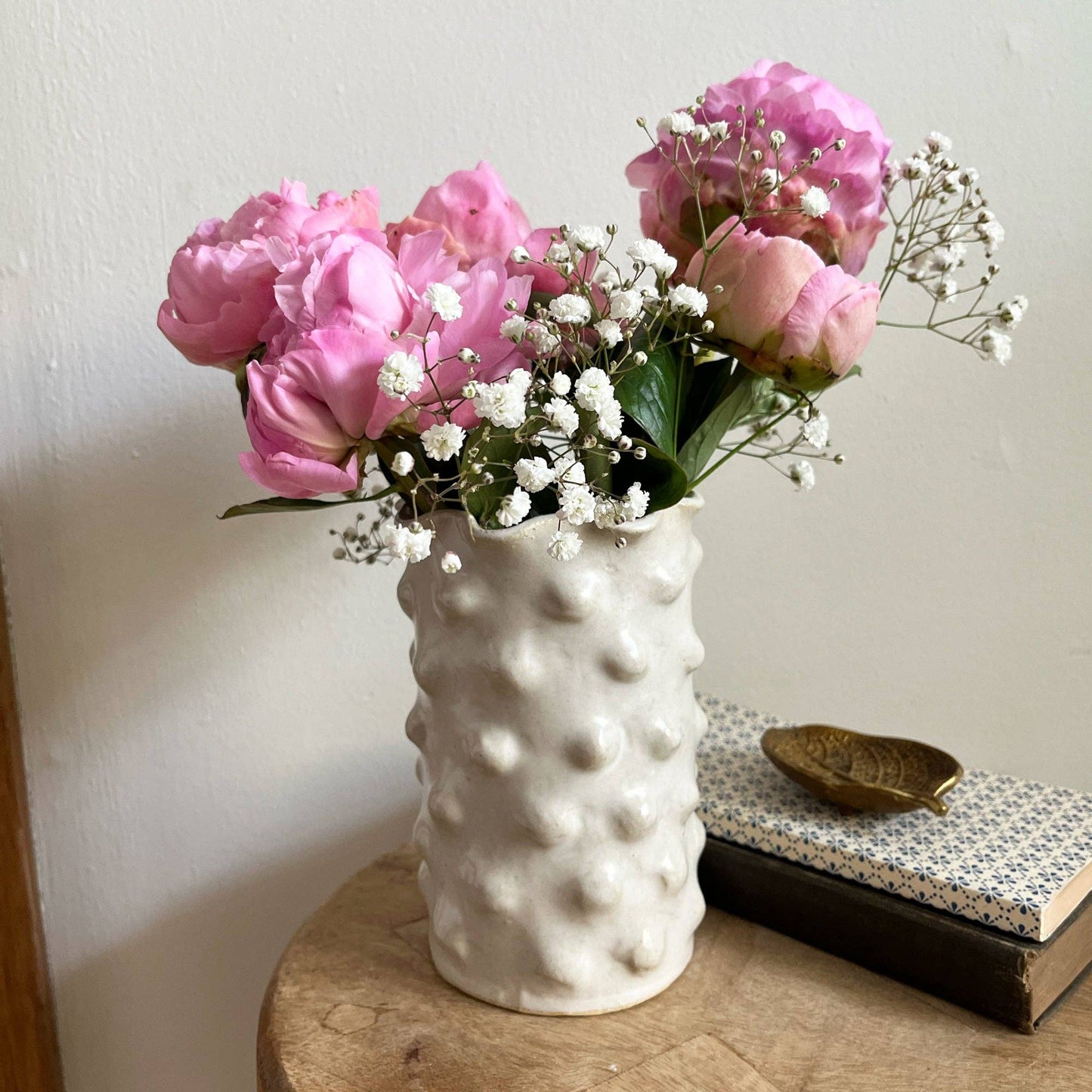 Bump & Ruffle Vase