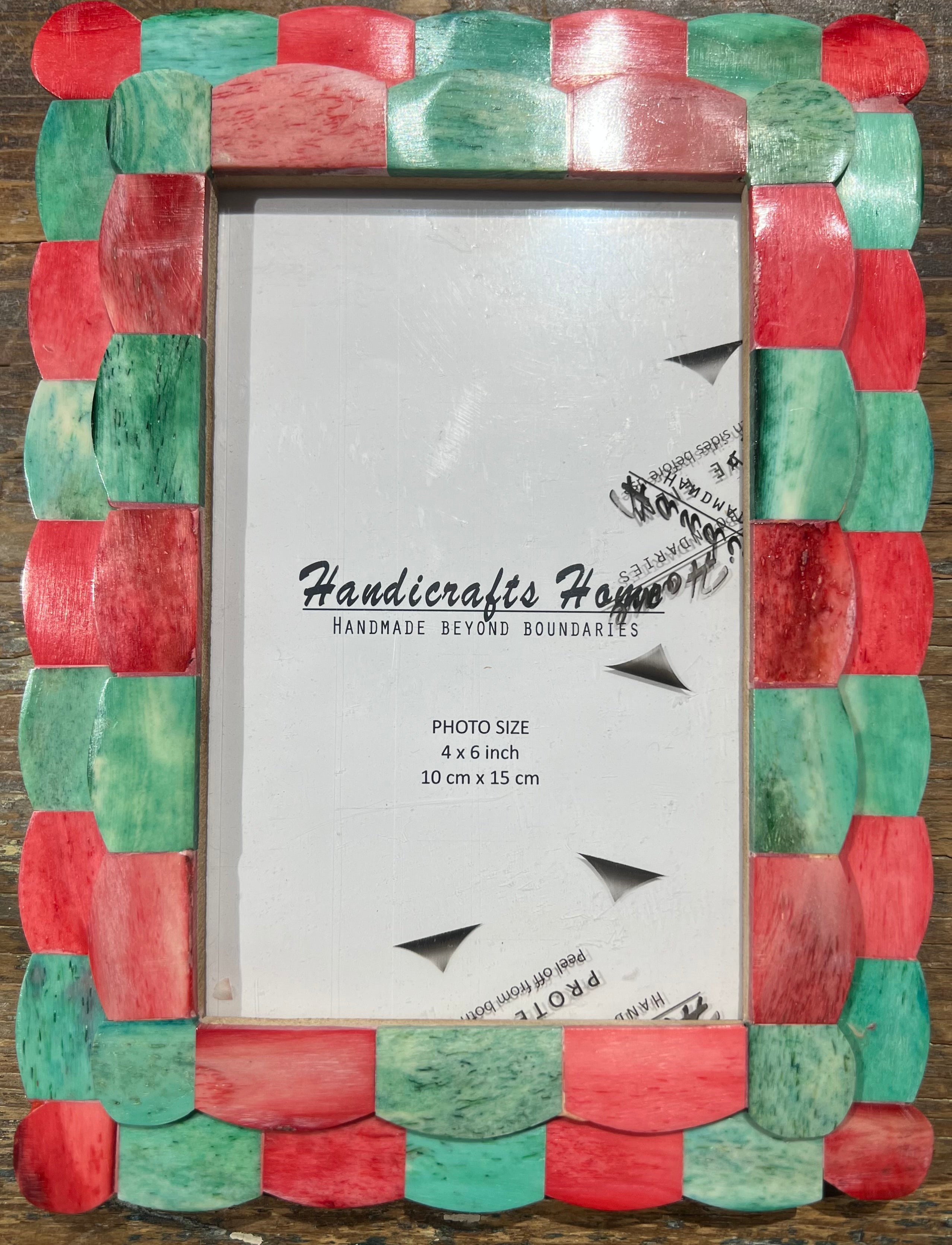 Picture Frame Scalloped Art Green & Red 4x4 Inch: Green & Red