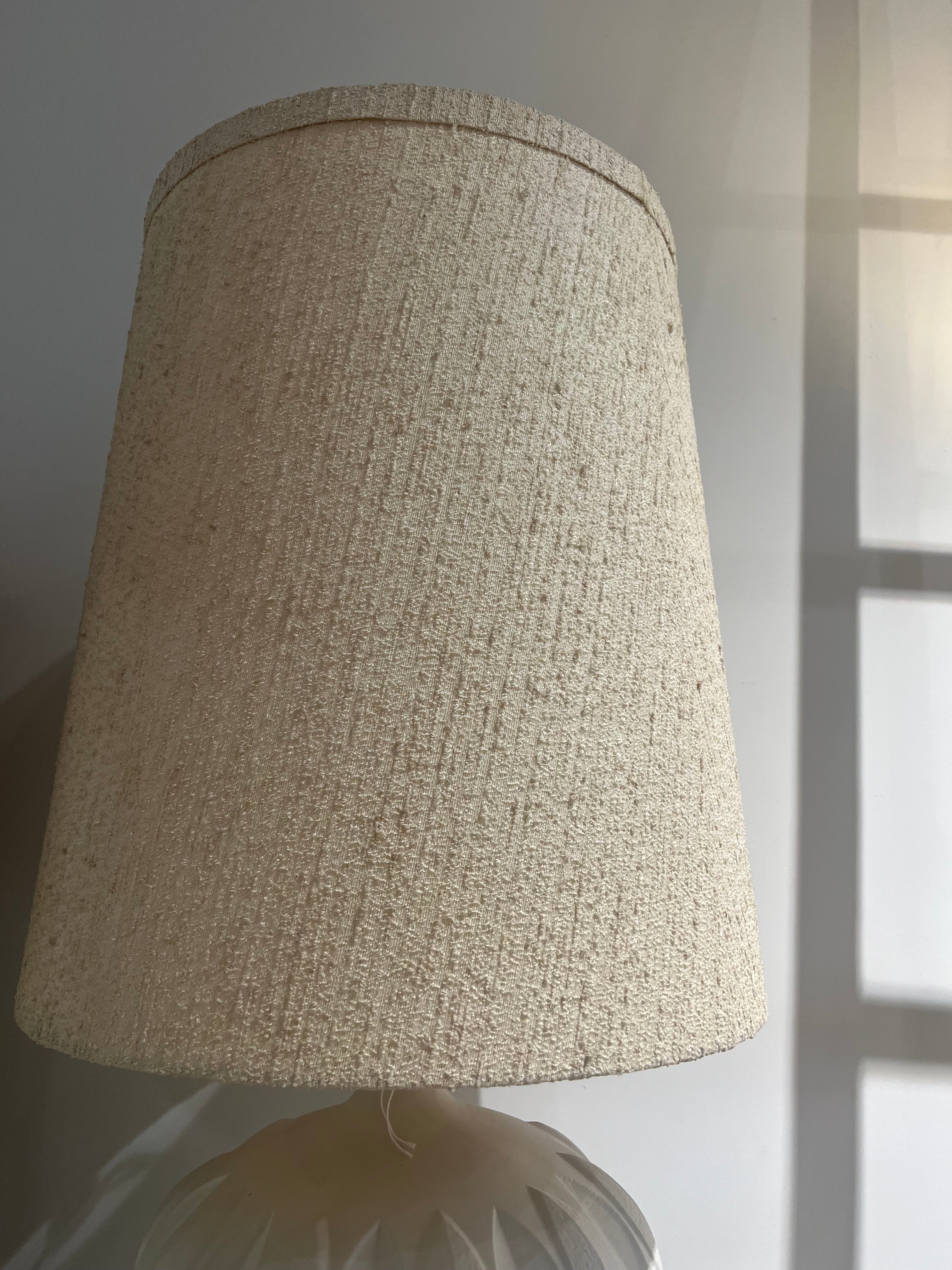 White lamp with leaf pattern