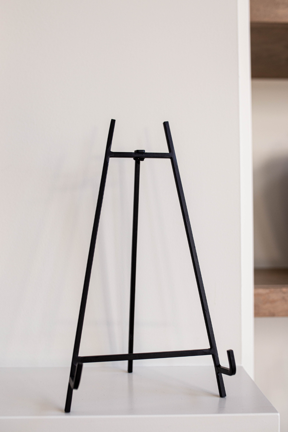 Art Photo Easel Black Iron: SMALL