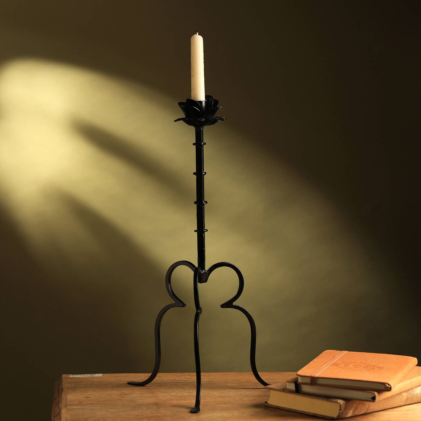 Mellory Candle holder