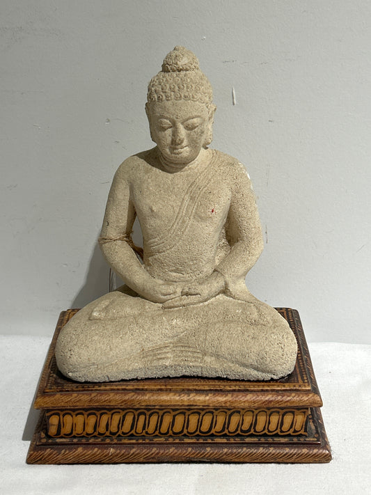 Buddha on wood base