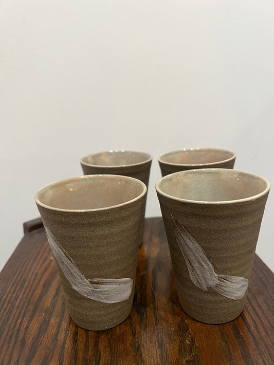 Set of 4 ceramic cups