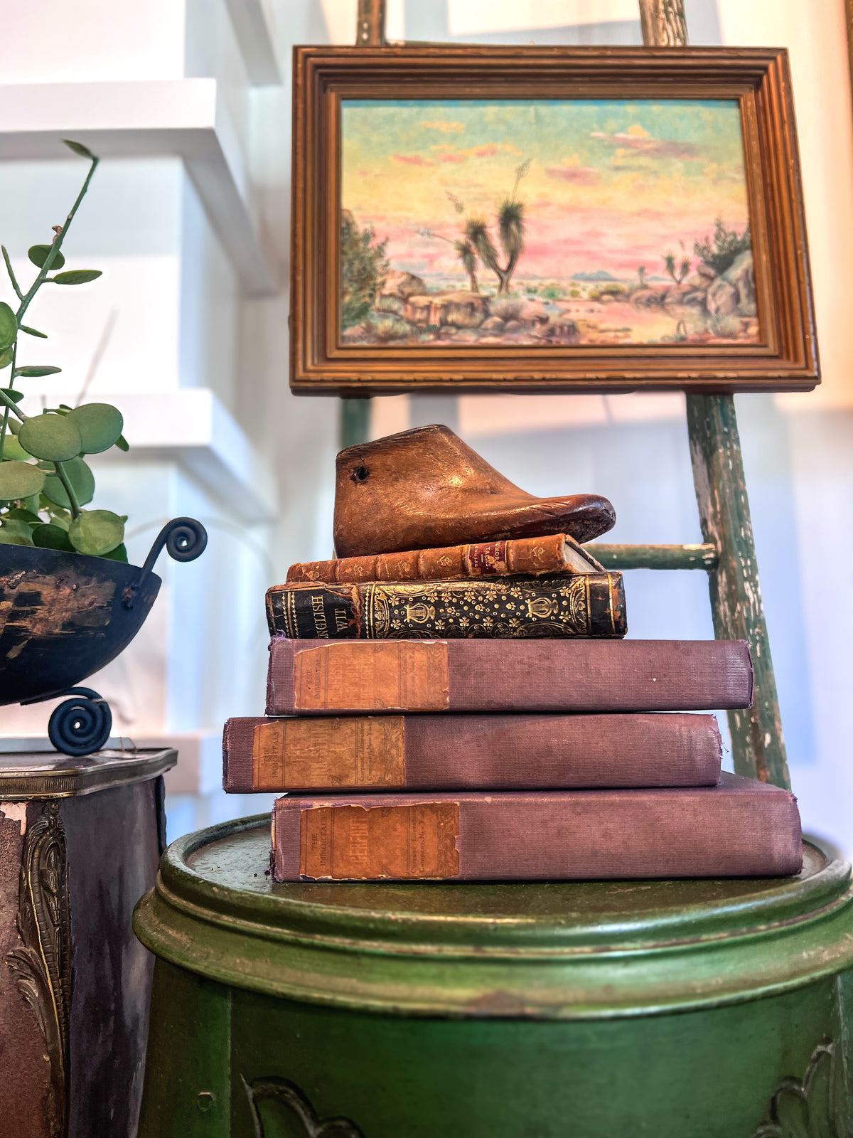 Vintage wooden shoe mold