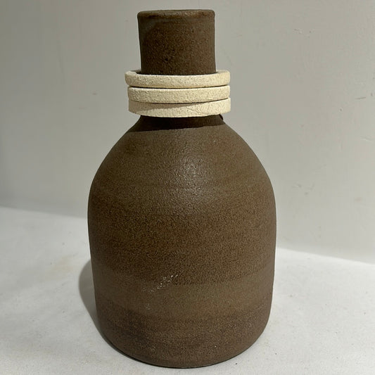 Ali Vase