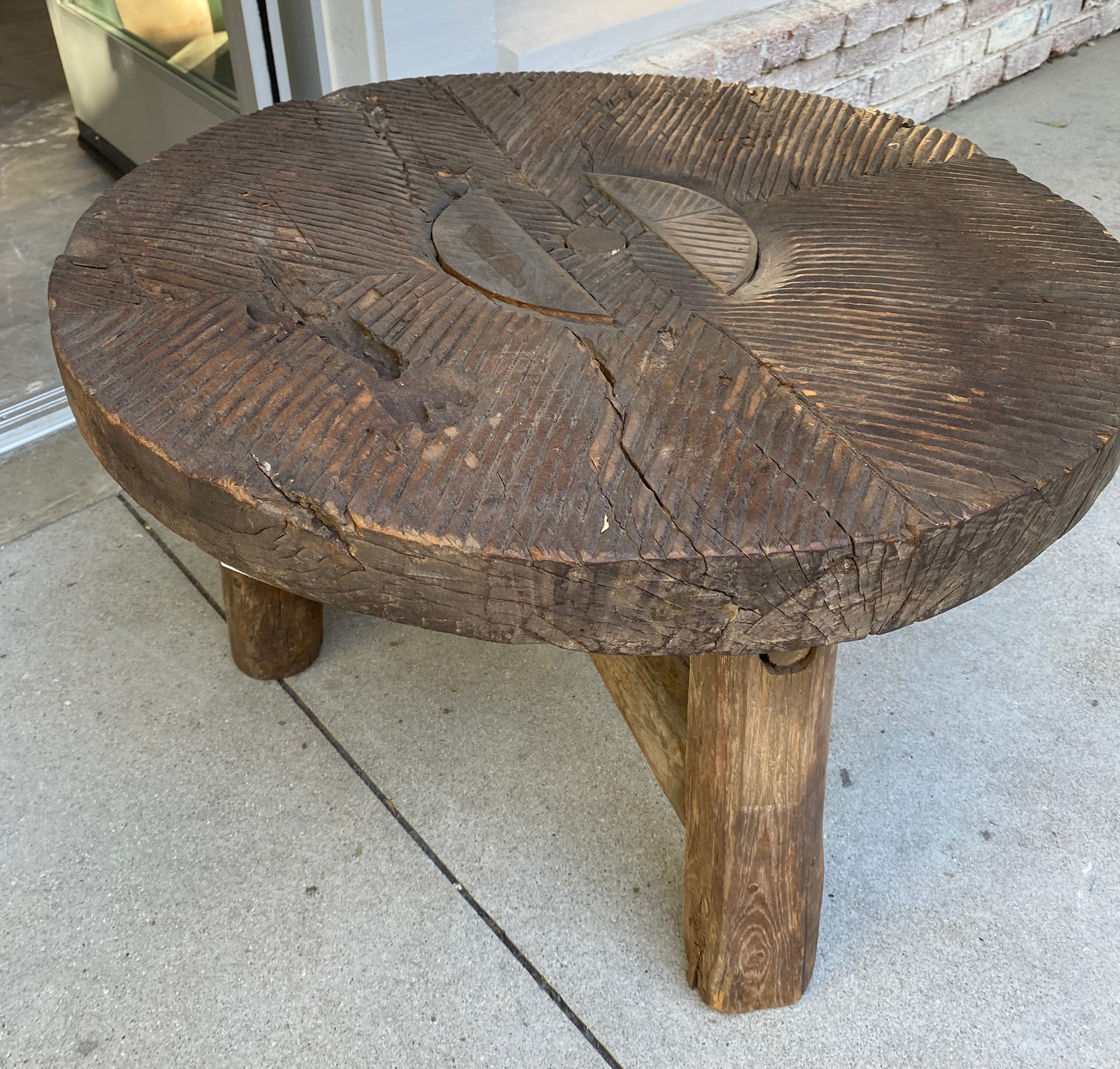 Round low side table wood