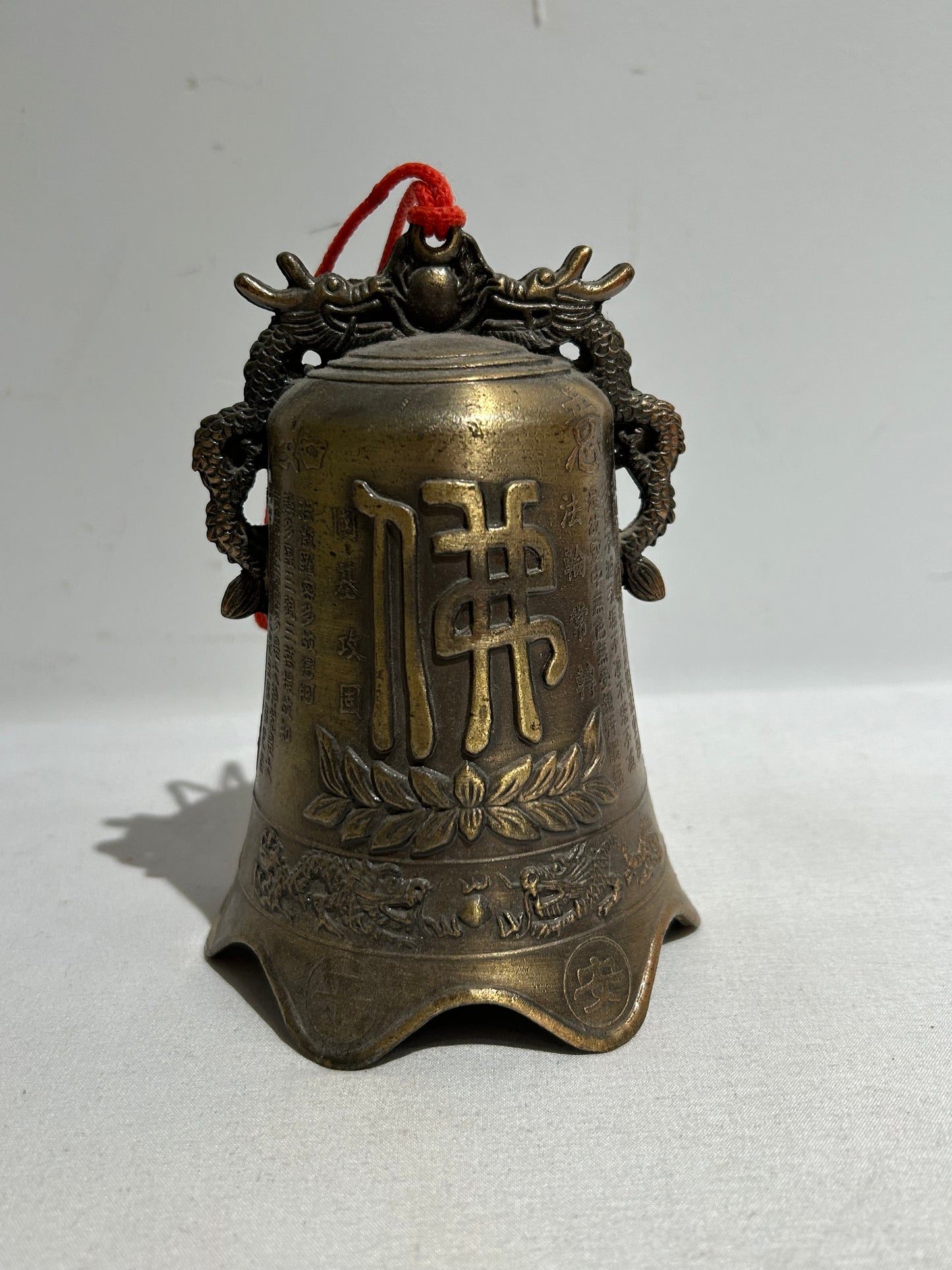 Hanging temple bell