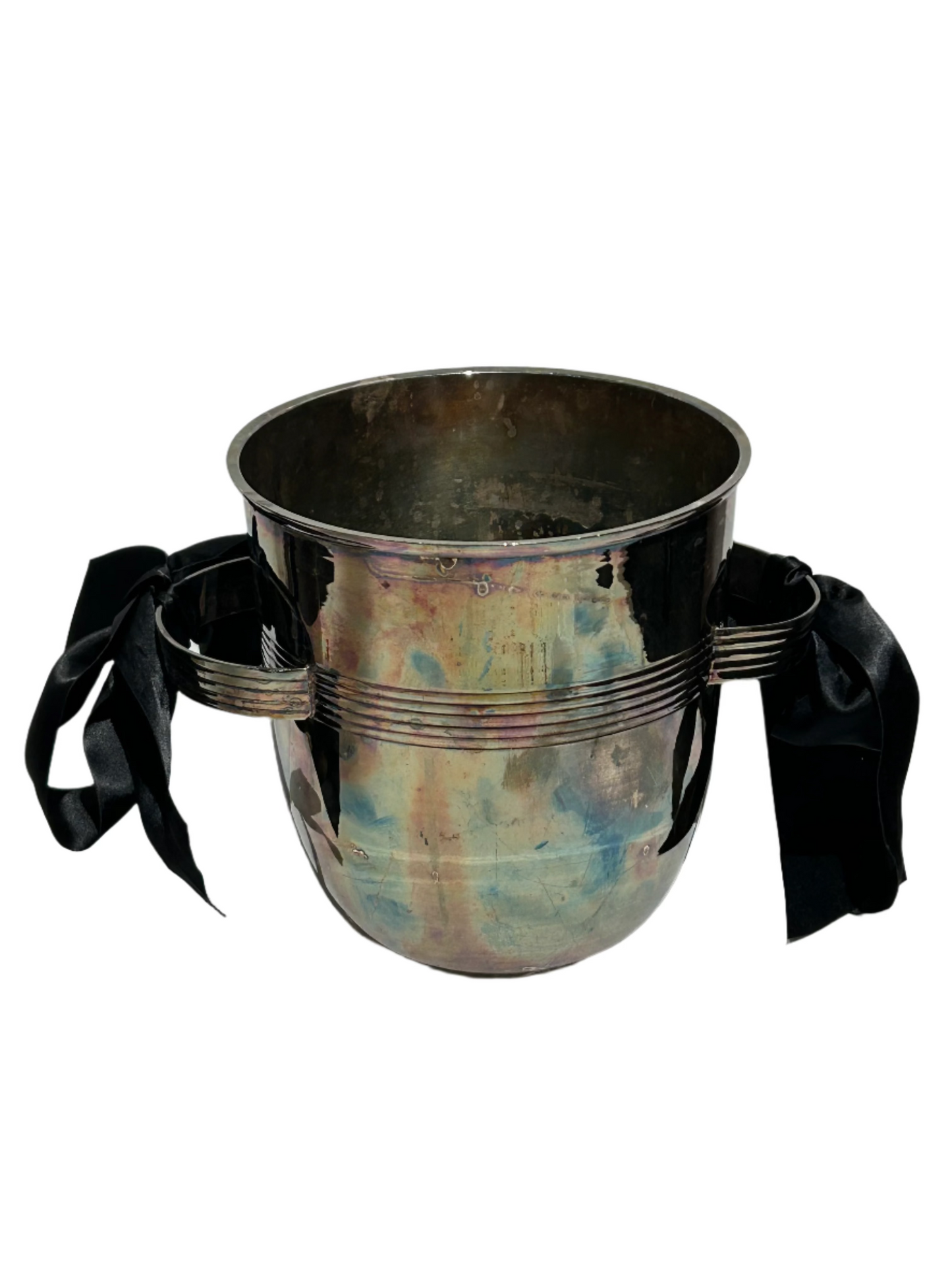 Vintage ice bucket with bows