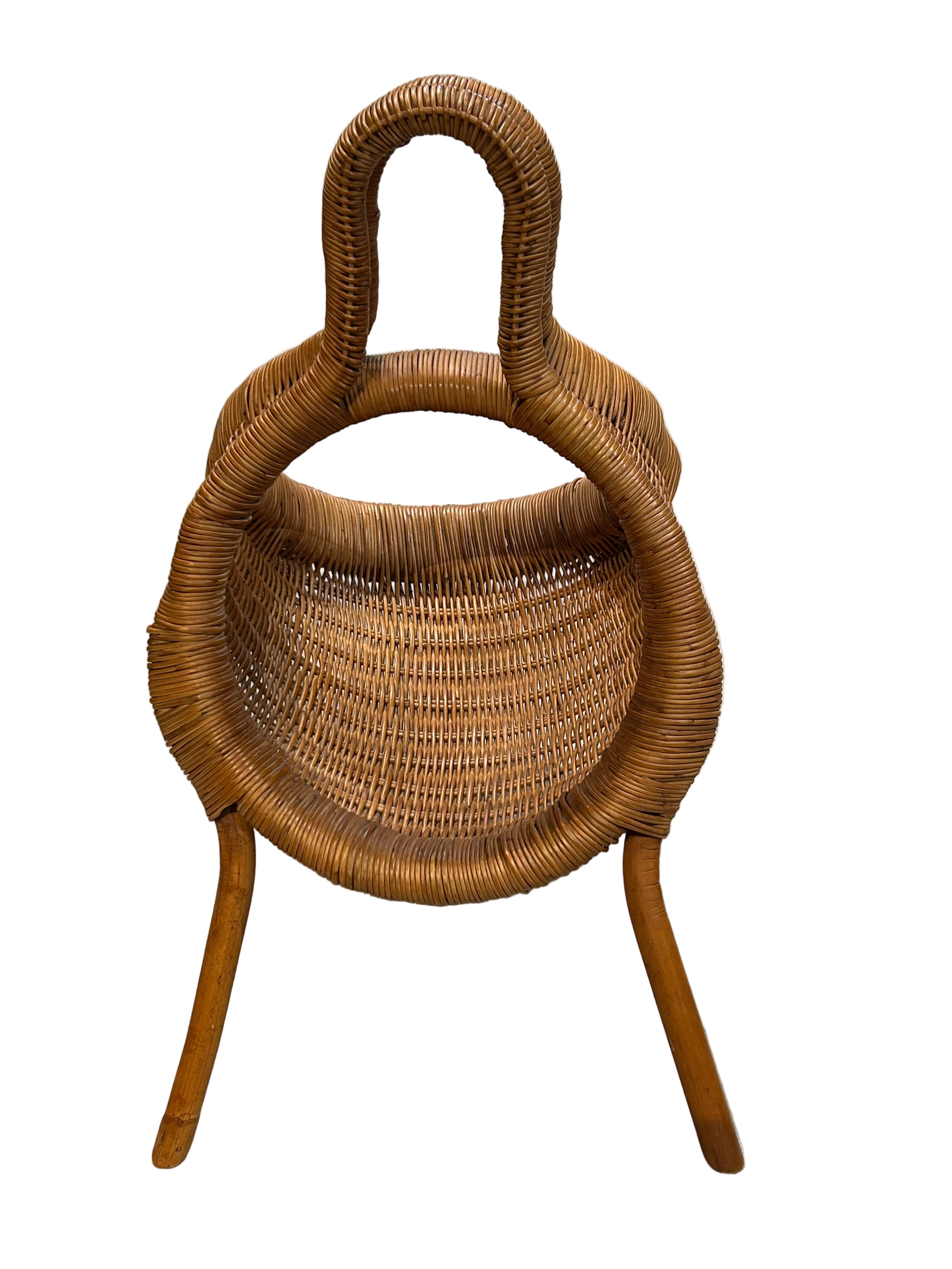 Vintage four legged basket with handle