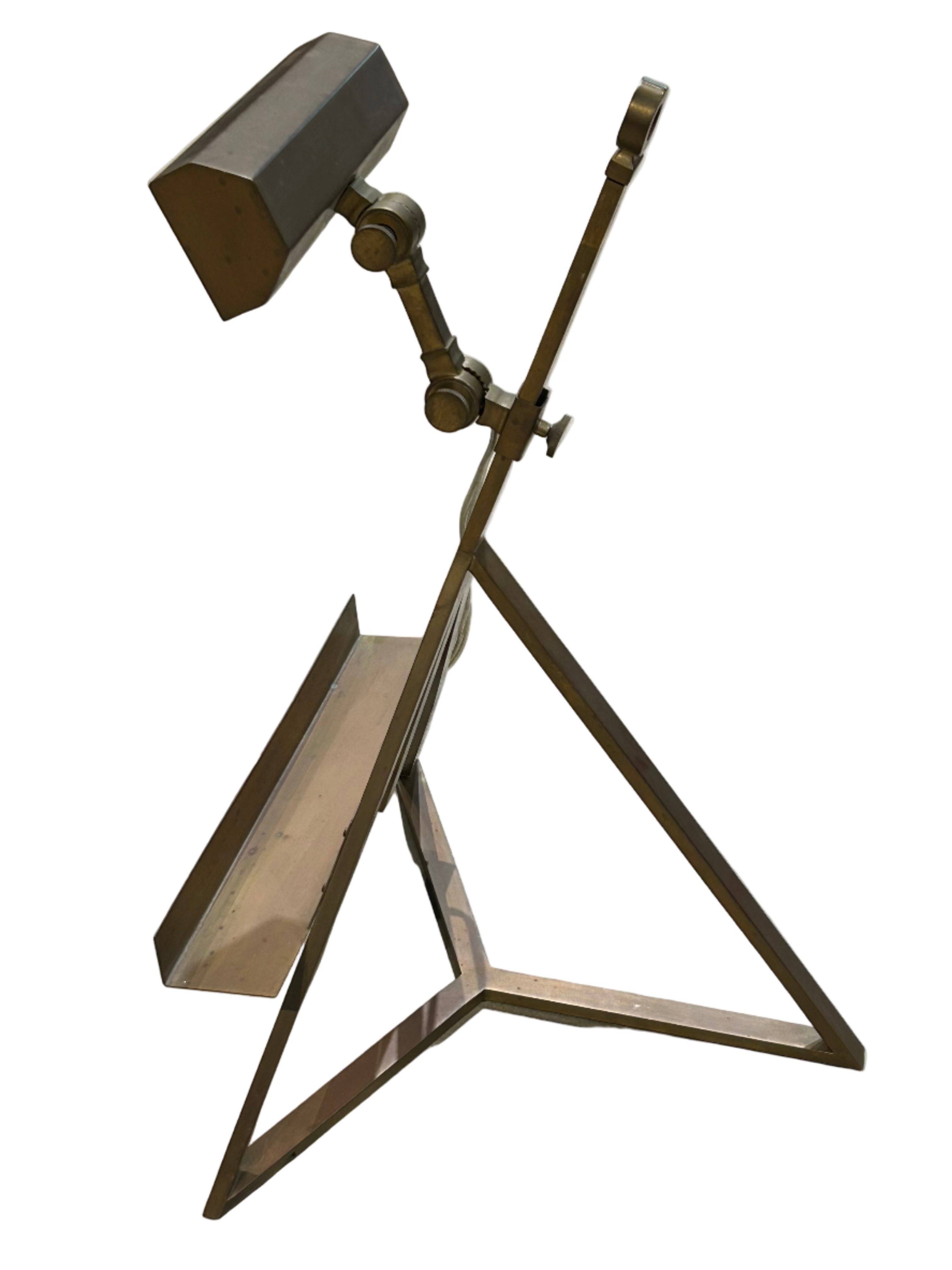 Vintage display table lamp