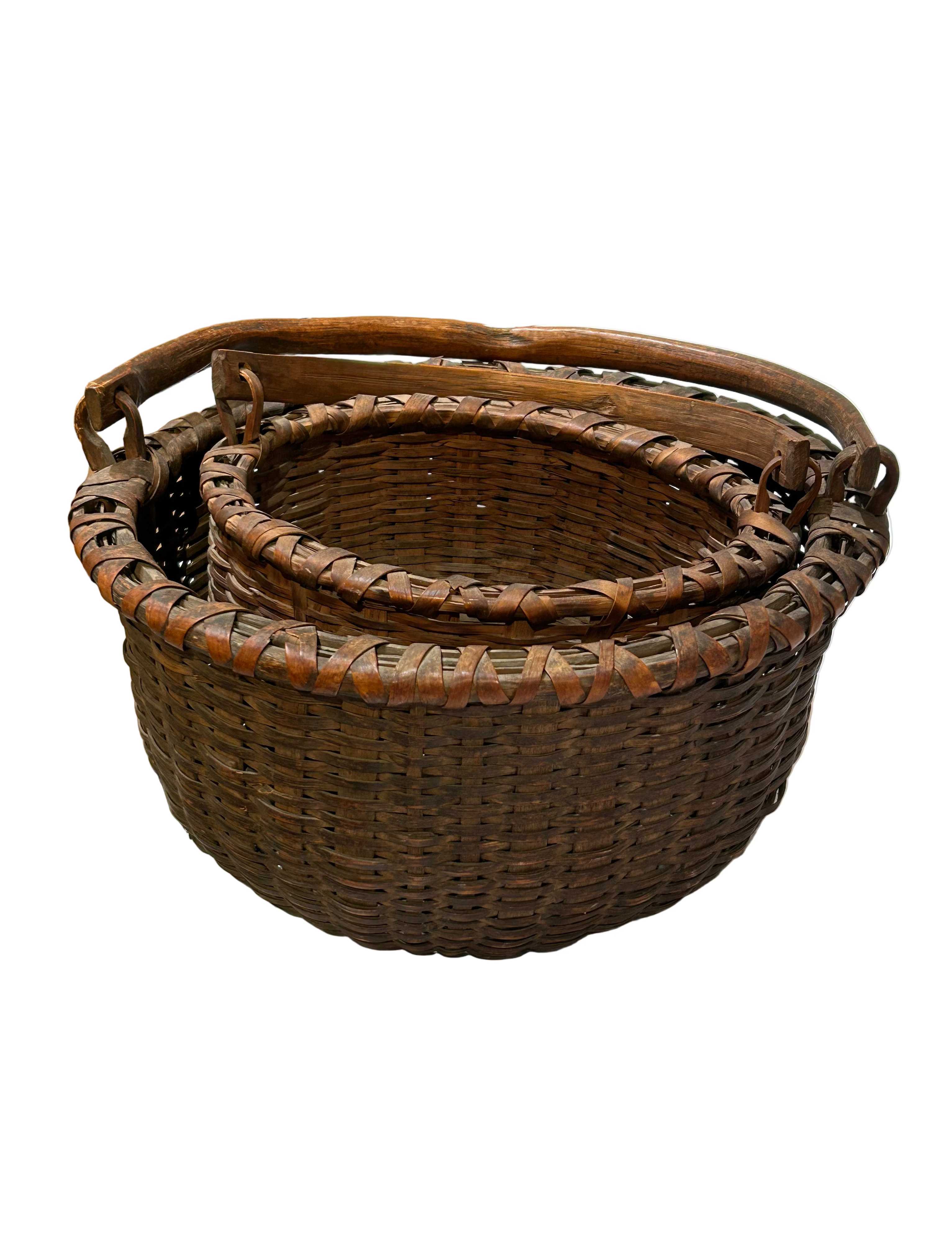 Vintage set of nesting baskets