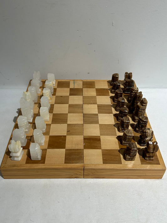 Vintage collapsable chess set