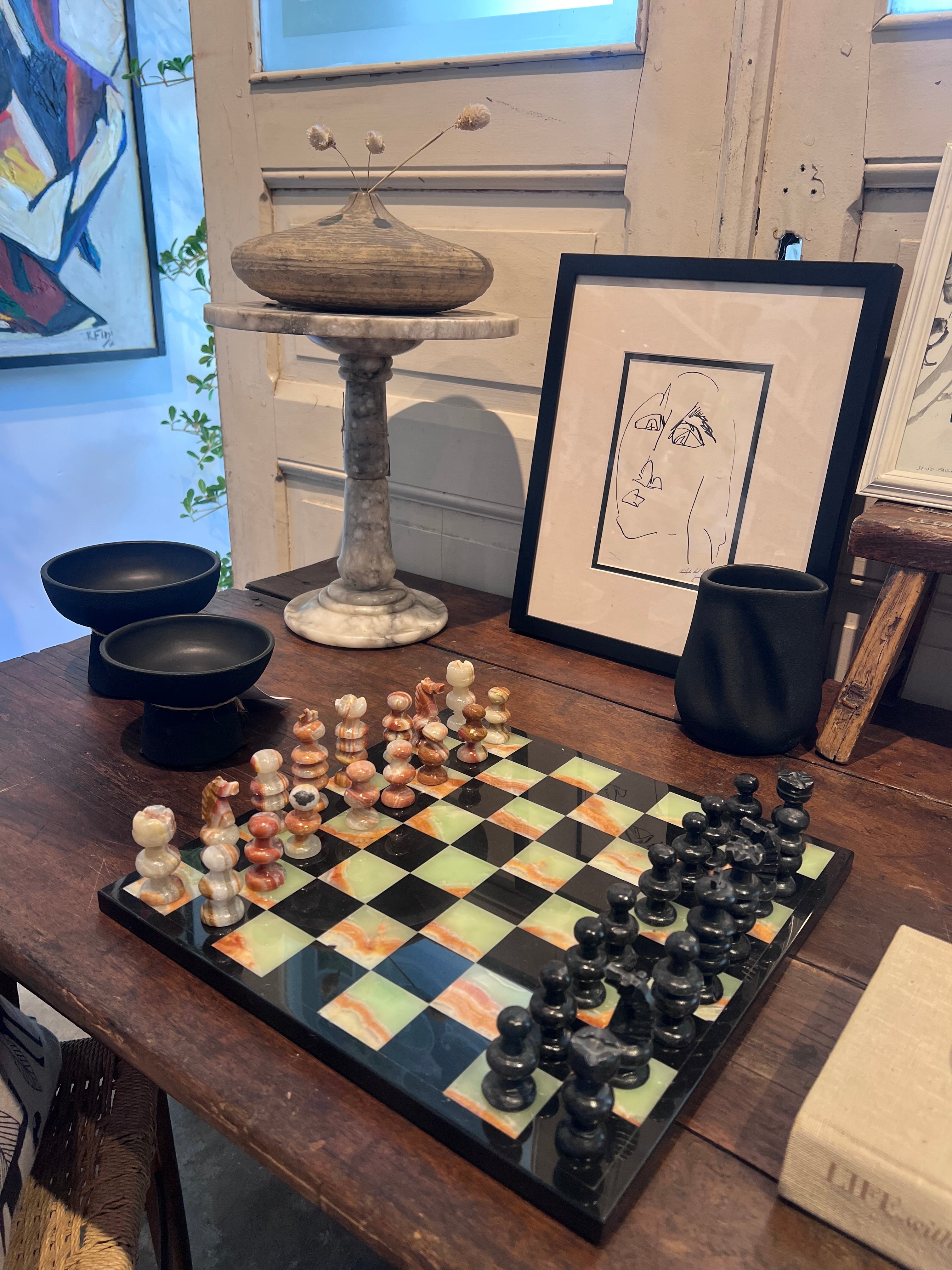 Vintage black & onyx stone chess set