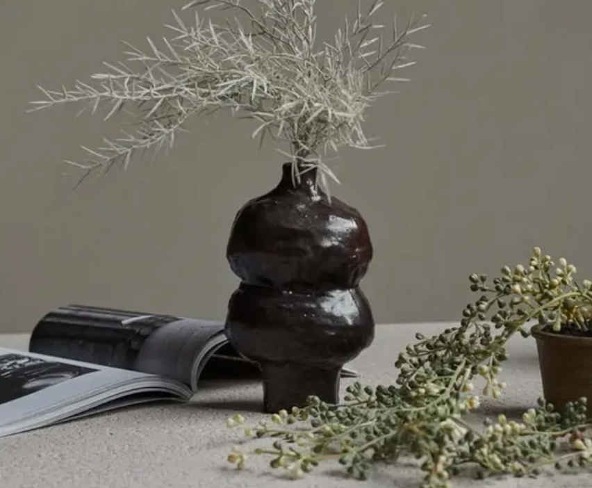 Acroma Vase