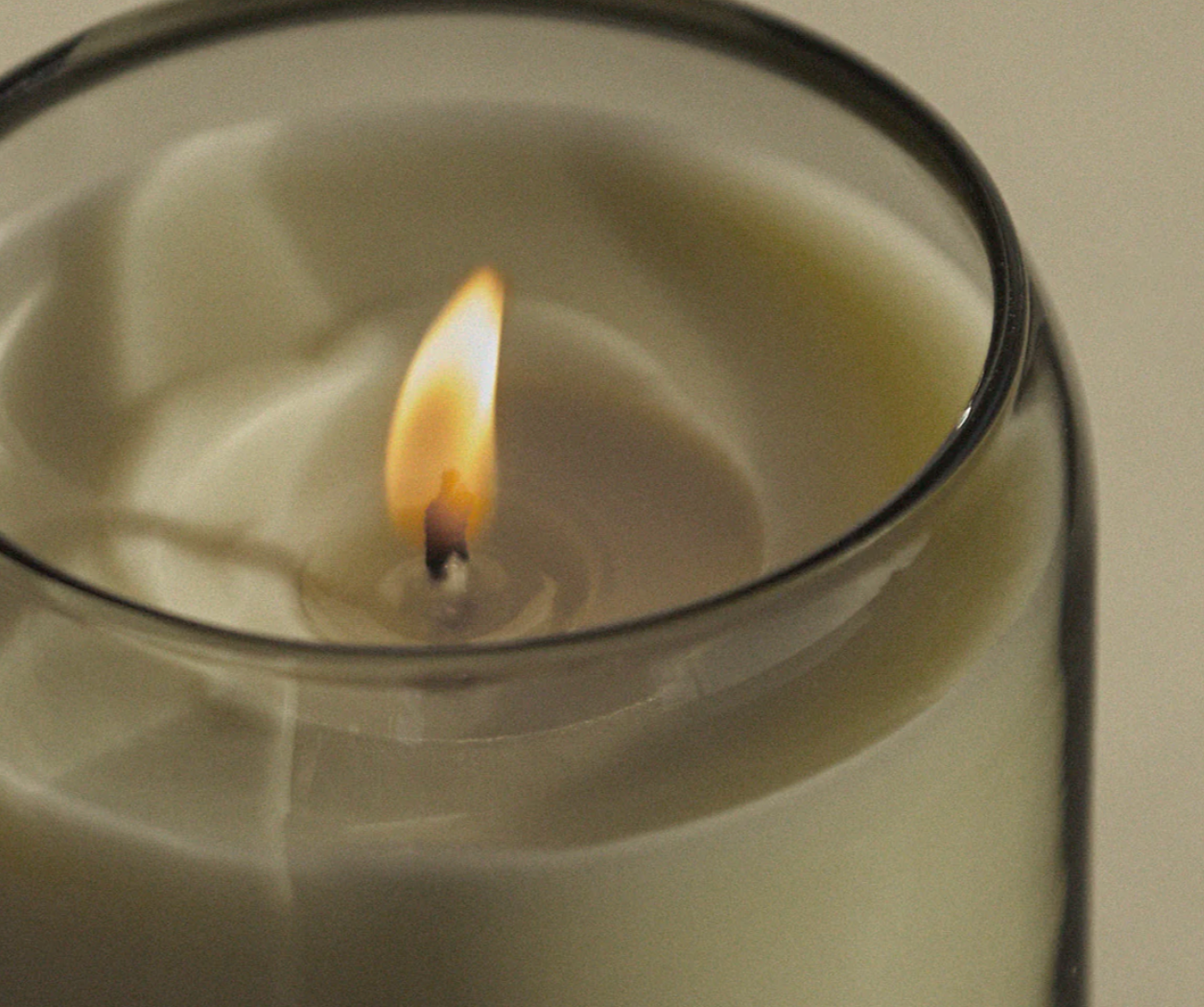 Waxed Perfume Parakeets & Pearls Candle