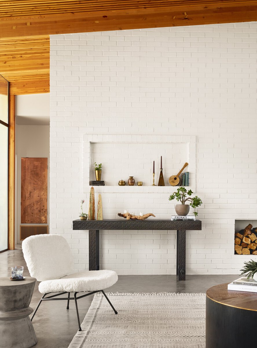 Lina End Table Dark Grey