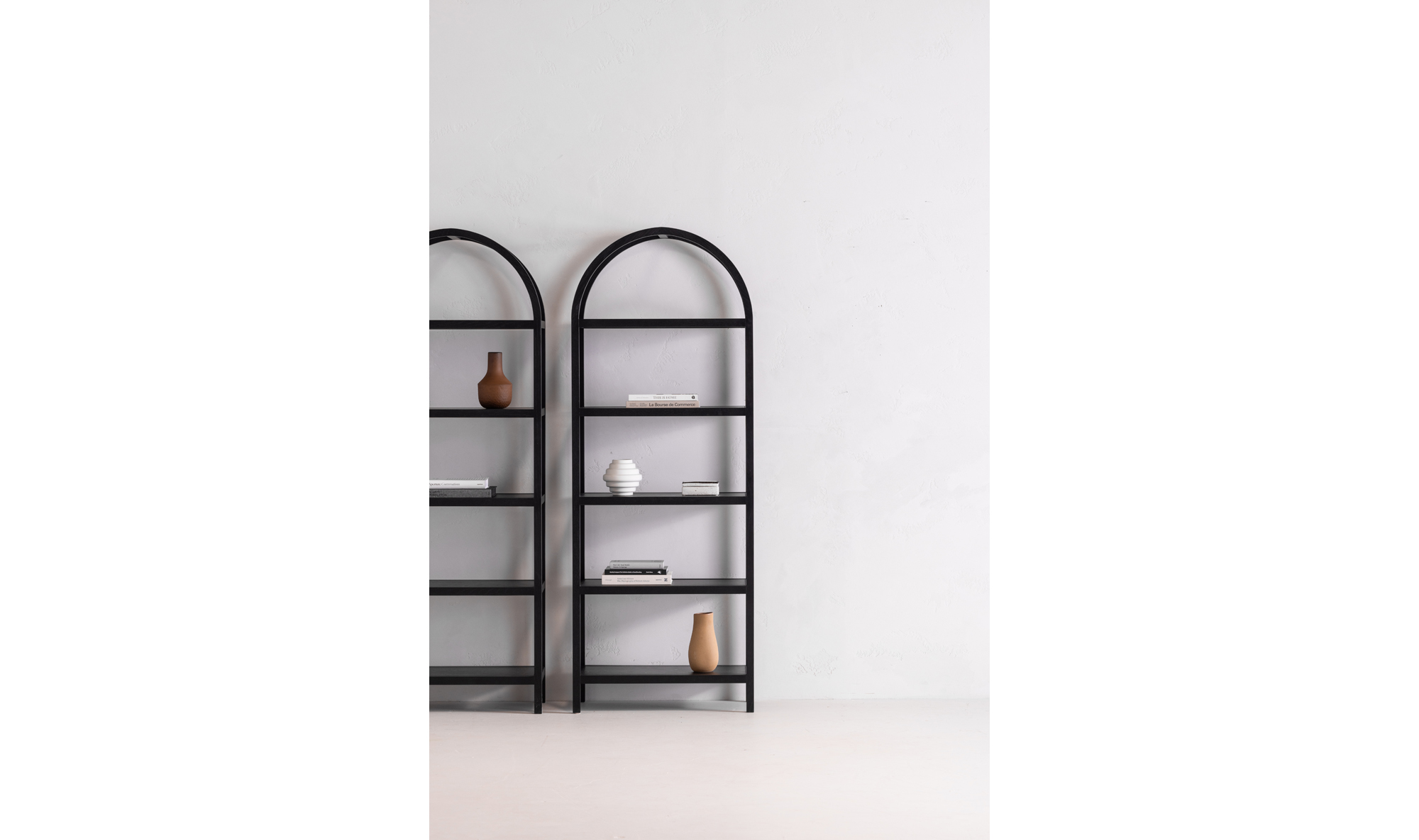 EERO BOOKCASE BLACK