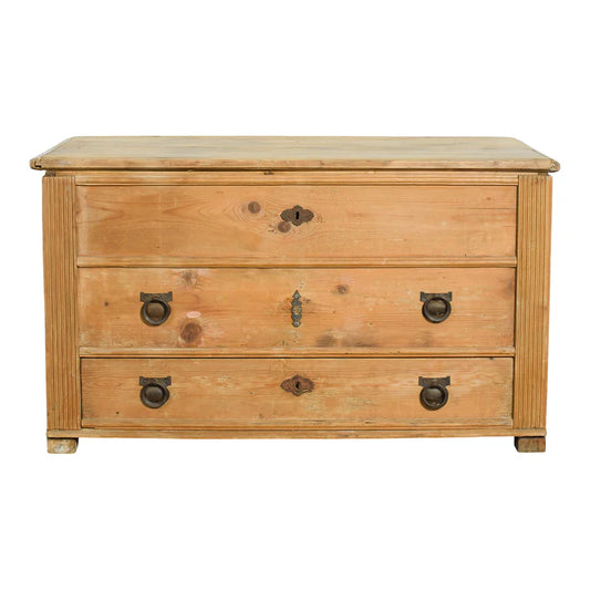 PINE DUTCH CHEST